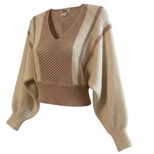 Vintage 80’s Casual Corner V-neck cropped sweater with balloon sleeves